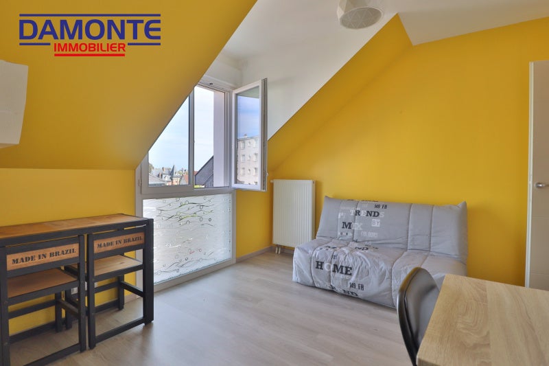 Room Rue Adolphe Thiers in Troyes