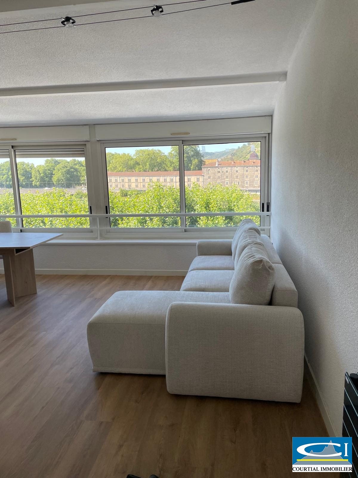 Flat Rue Bergier in Tain-l'Hermitage