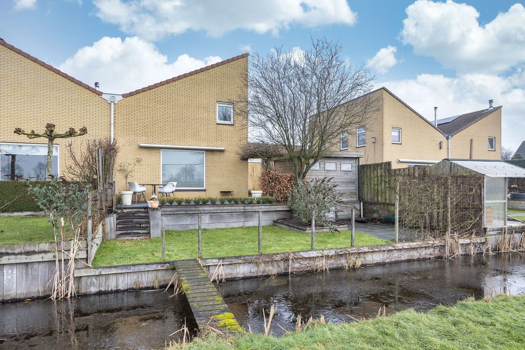 Broerstrjitte 45 in Oppenhuizen