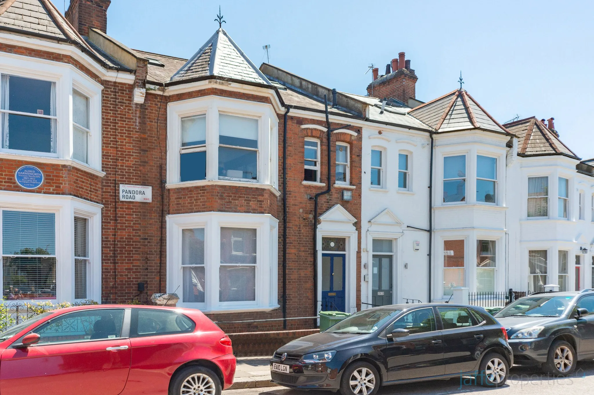 Flat West End Lane in Greater London