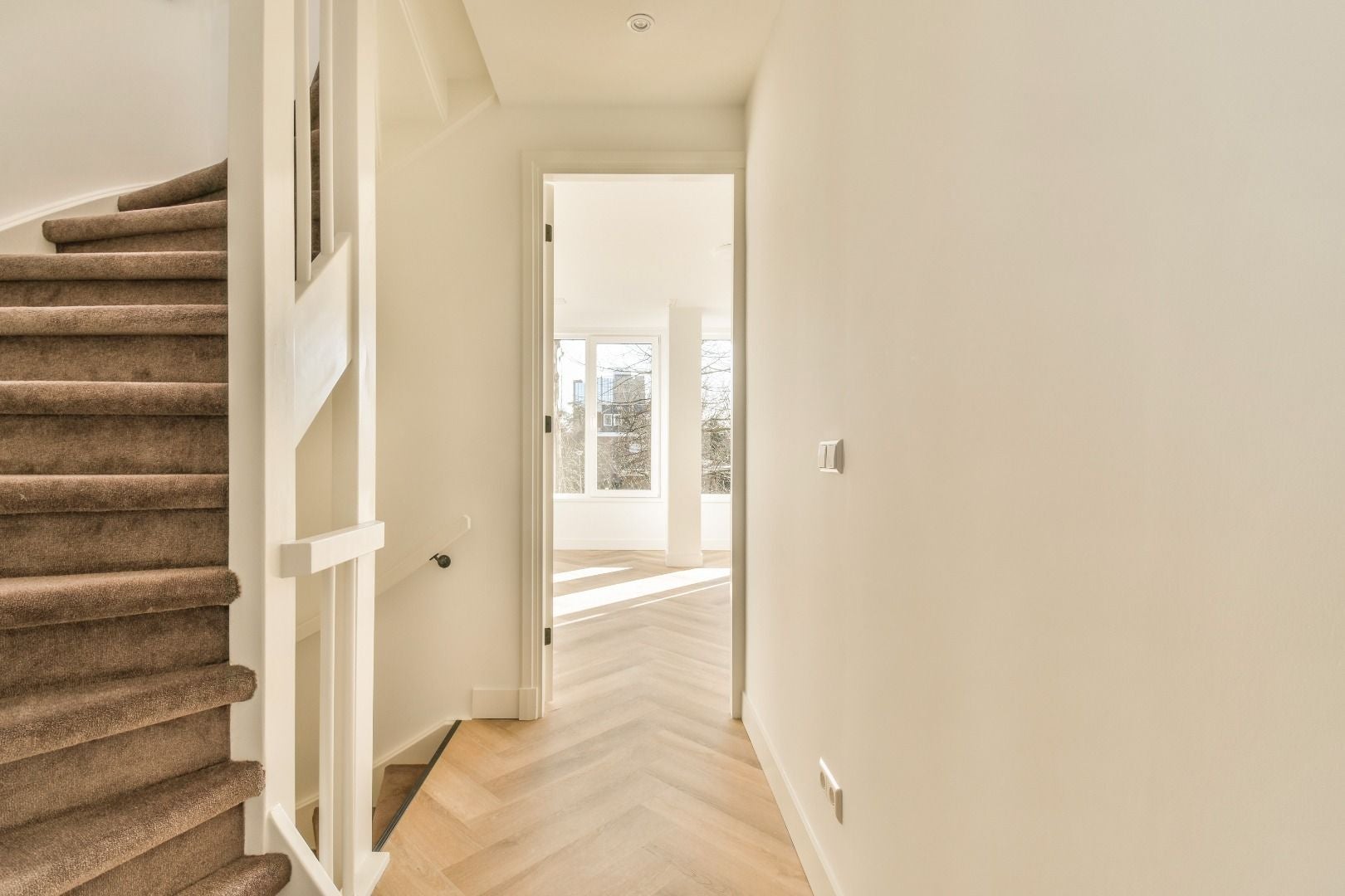 Hoekwoning te huur: Van Boshuizenstraat 443, Amsterdam