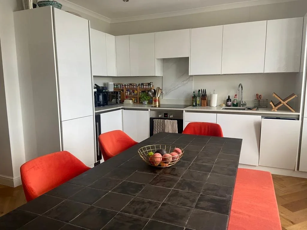 Flat Crofton Road in Greater London