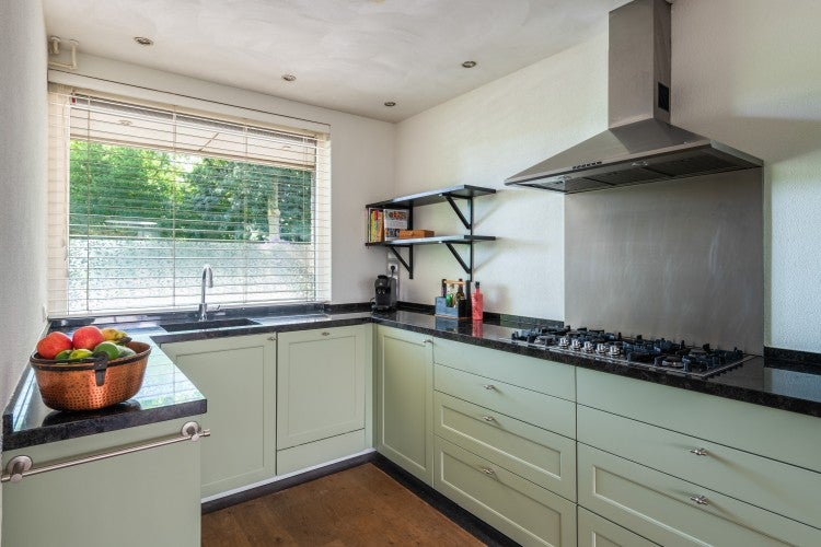 Hoekwoning te koop: Hazelaarstraat 14, Vianen