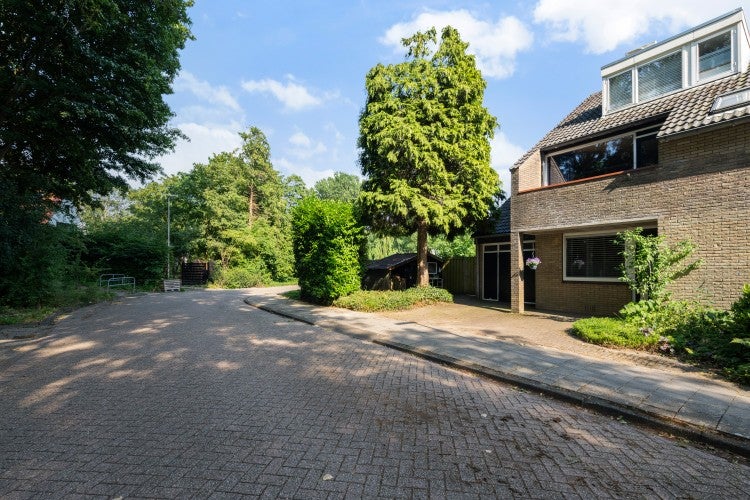 Hoekwoning te koop: Hazelaarstraat 14, Vianen