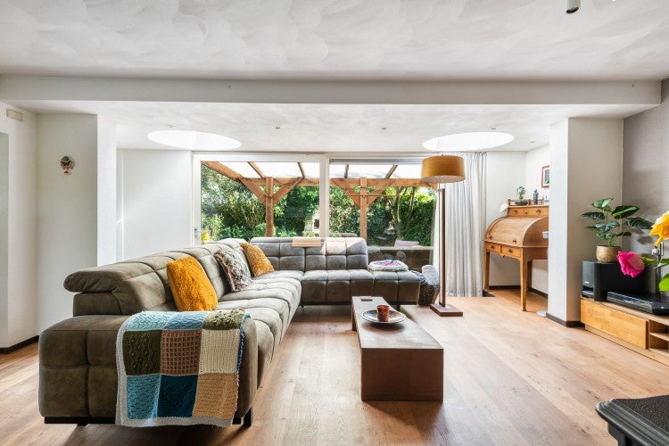 Hoekwoning te koop: Hazelaarstraat 14, Vianen