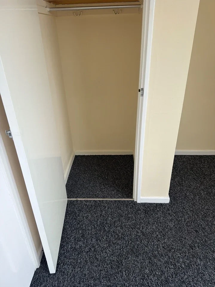 Room Fortrose Gardens in Greater London
