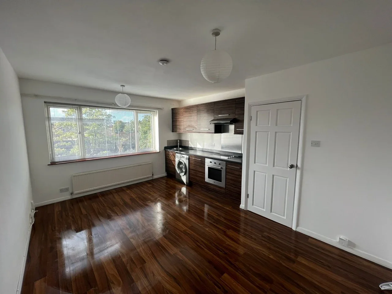 Flat Widmore Road in Greater London