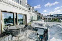 Flat Prince of Wales Terrace in Greater London