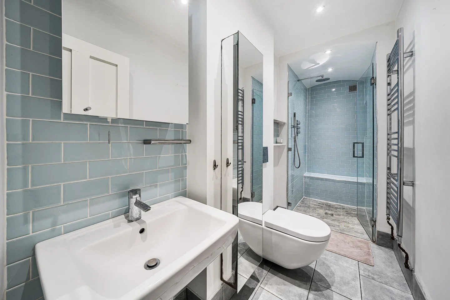 Flat Lee Terrace in Greater London