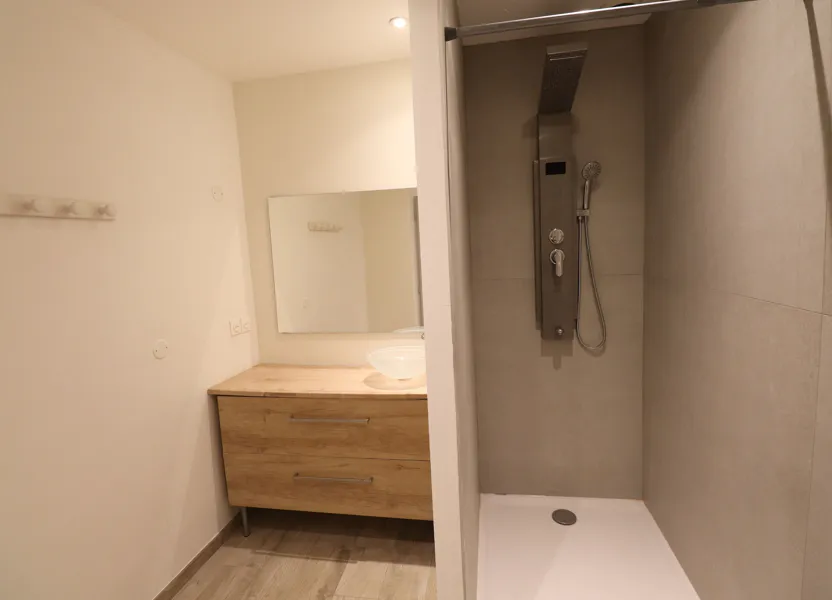 Appartement Grande Rue de Saint-Étienne à Hières-sur-Amby