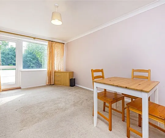 Flat Elton Close in Greater London
