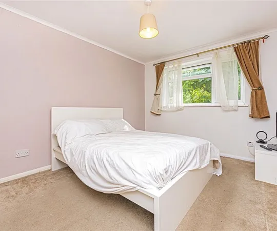 Flat Elton Close in Greater London