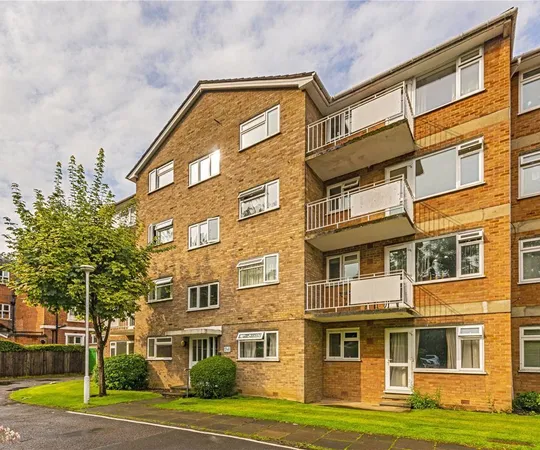 Flat Elton Close in Greater London