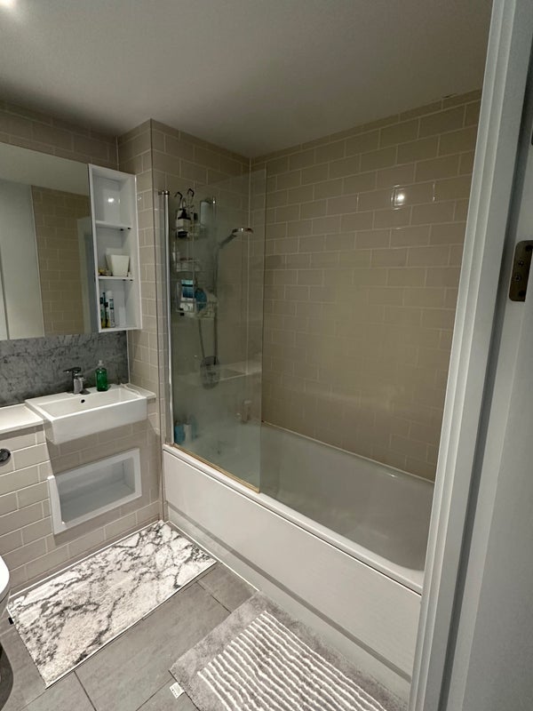 Room Heygate Street in Greater London