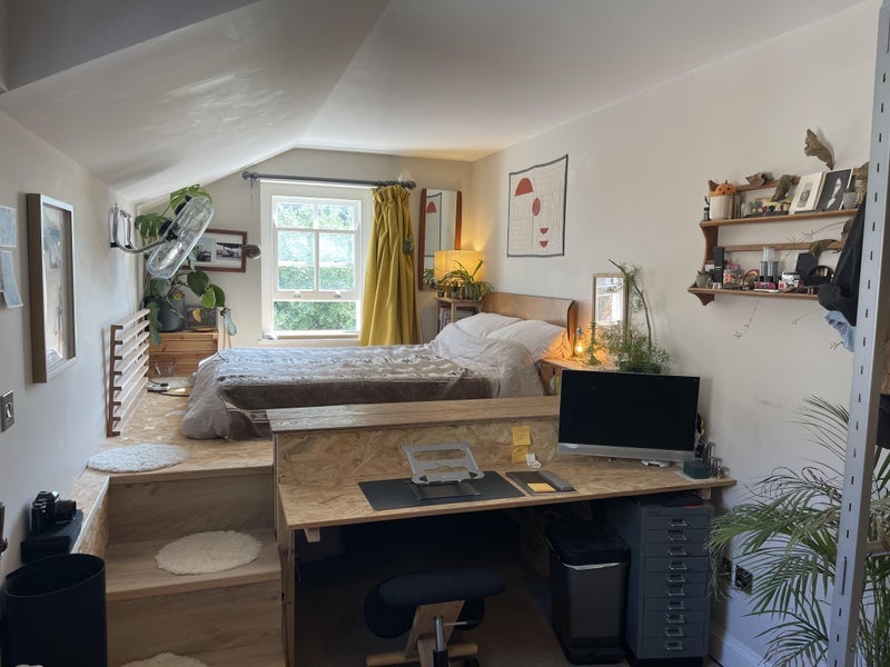 Room Kirkwood Road in Greater London
