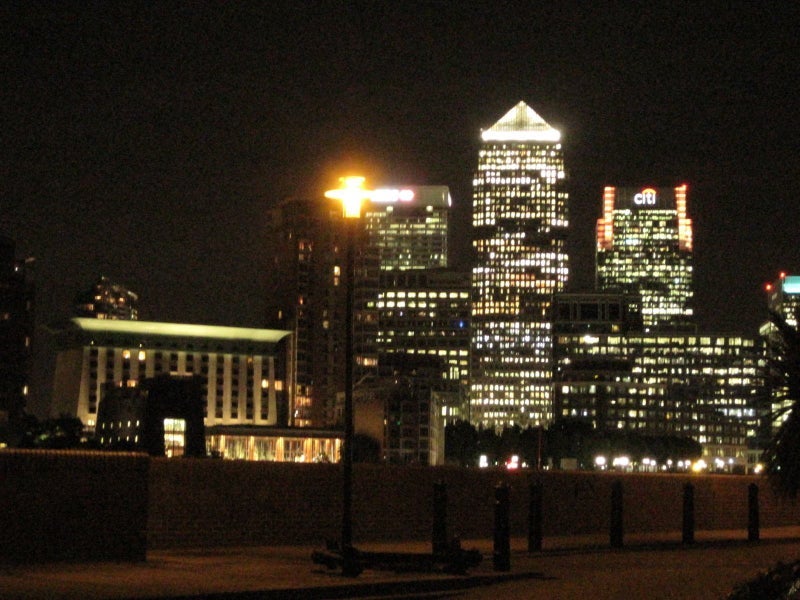 Flat Pageant Crescent in Greater London
