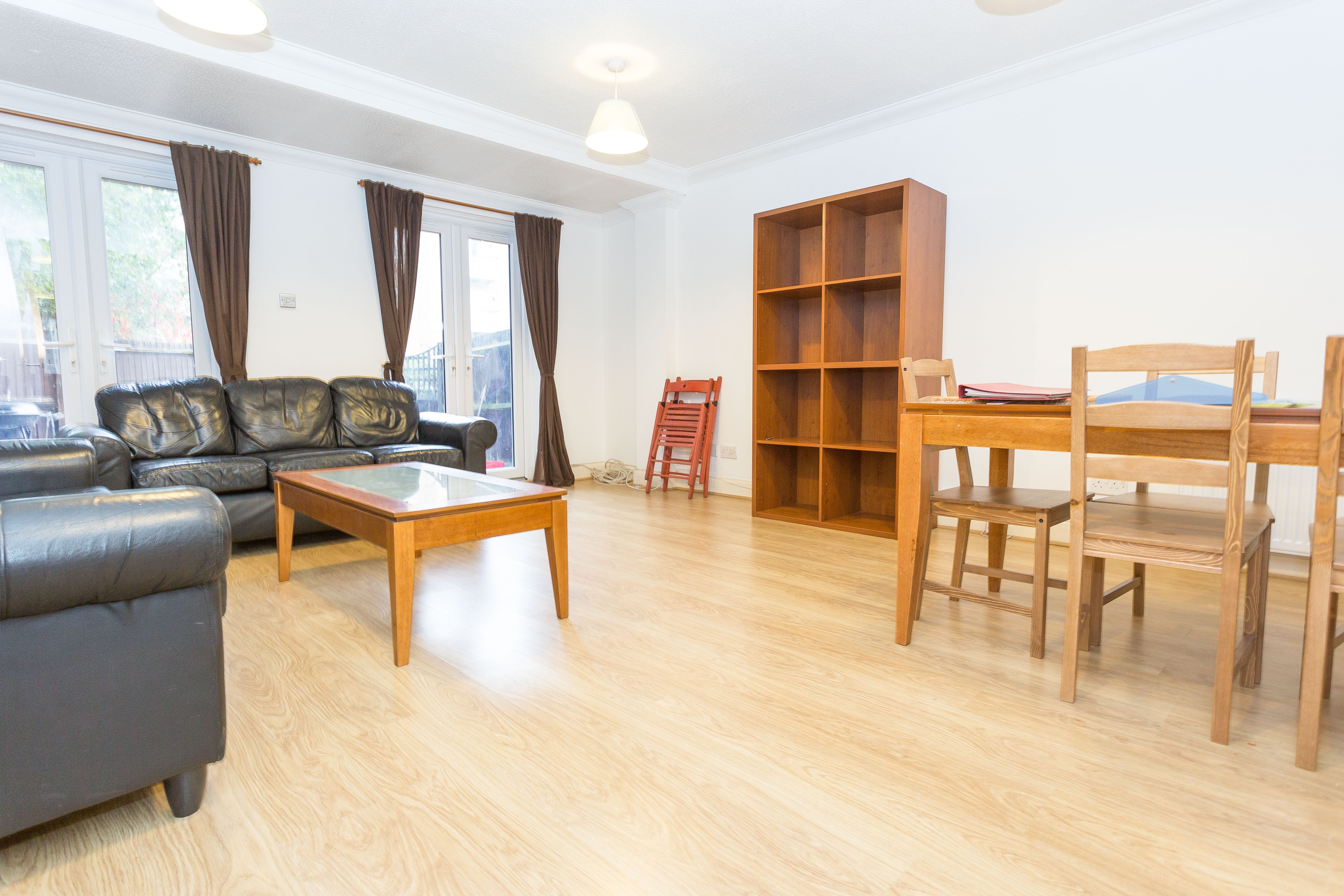 House Plough Way in Greater London