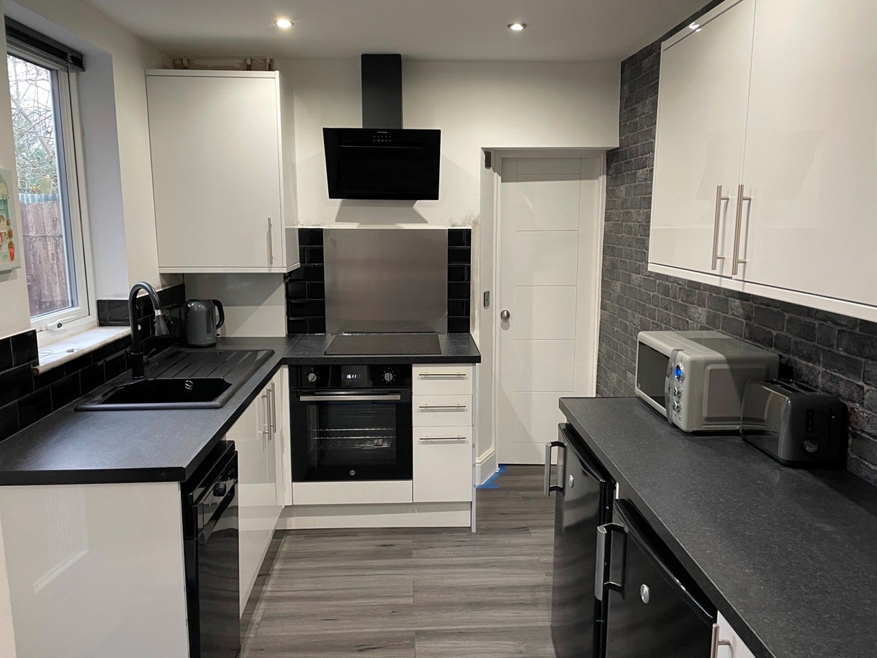 Room Tring Road in Aylesbury