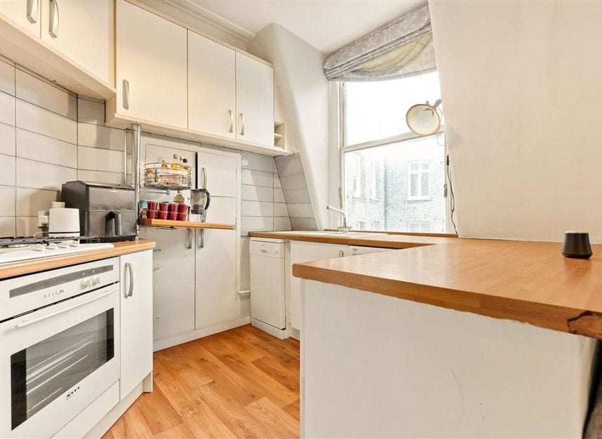 Flat Berners Street in City of Westminster