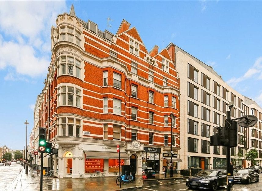 Flat Berners Street in City of Westminster