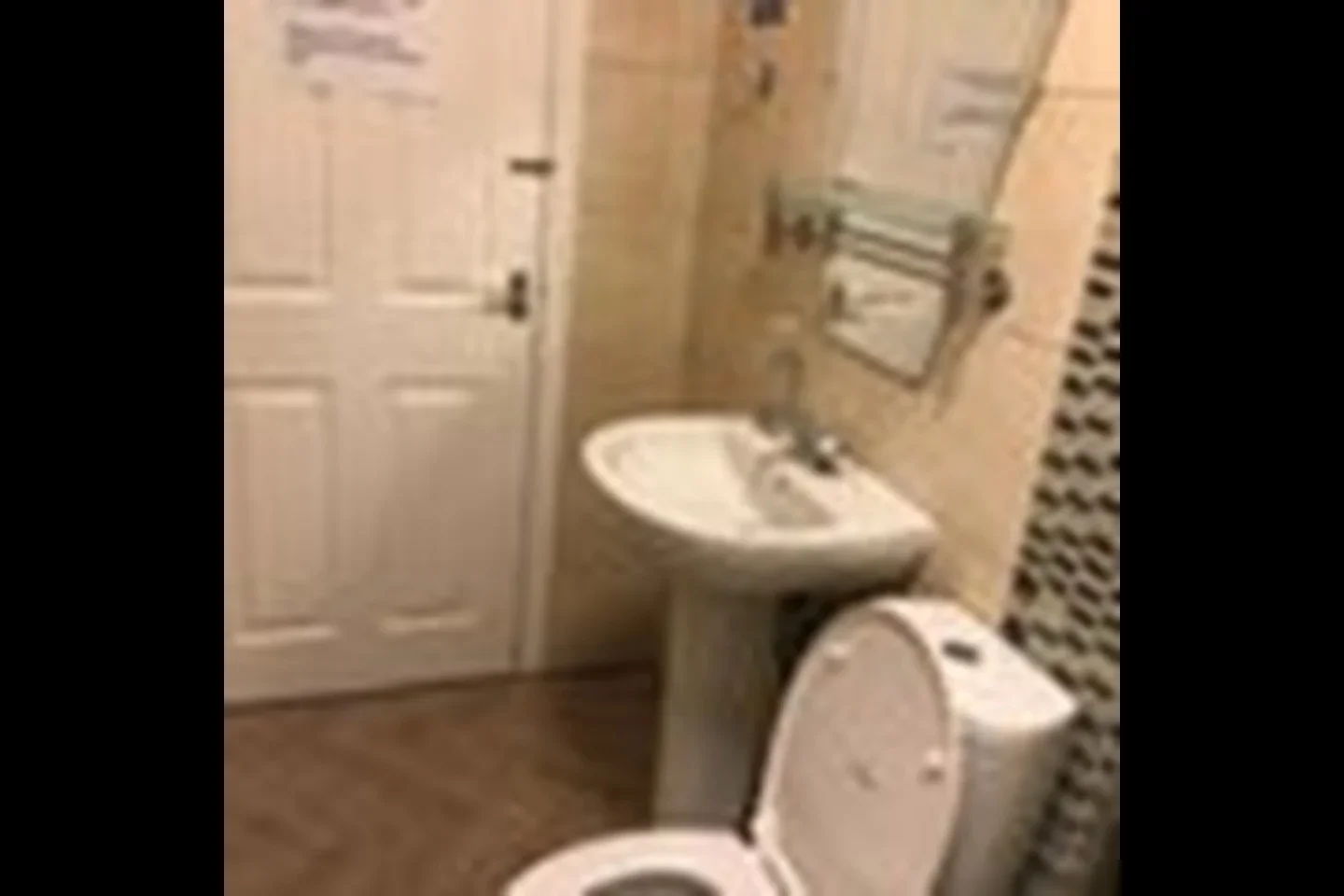 Room Cranbrook Road in Greater London