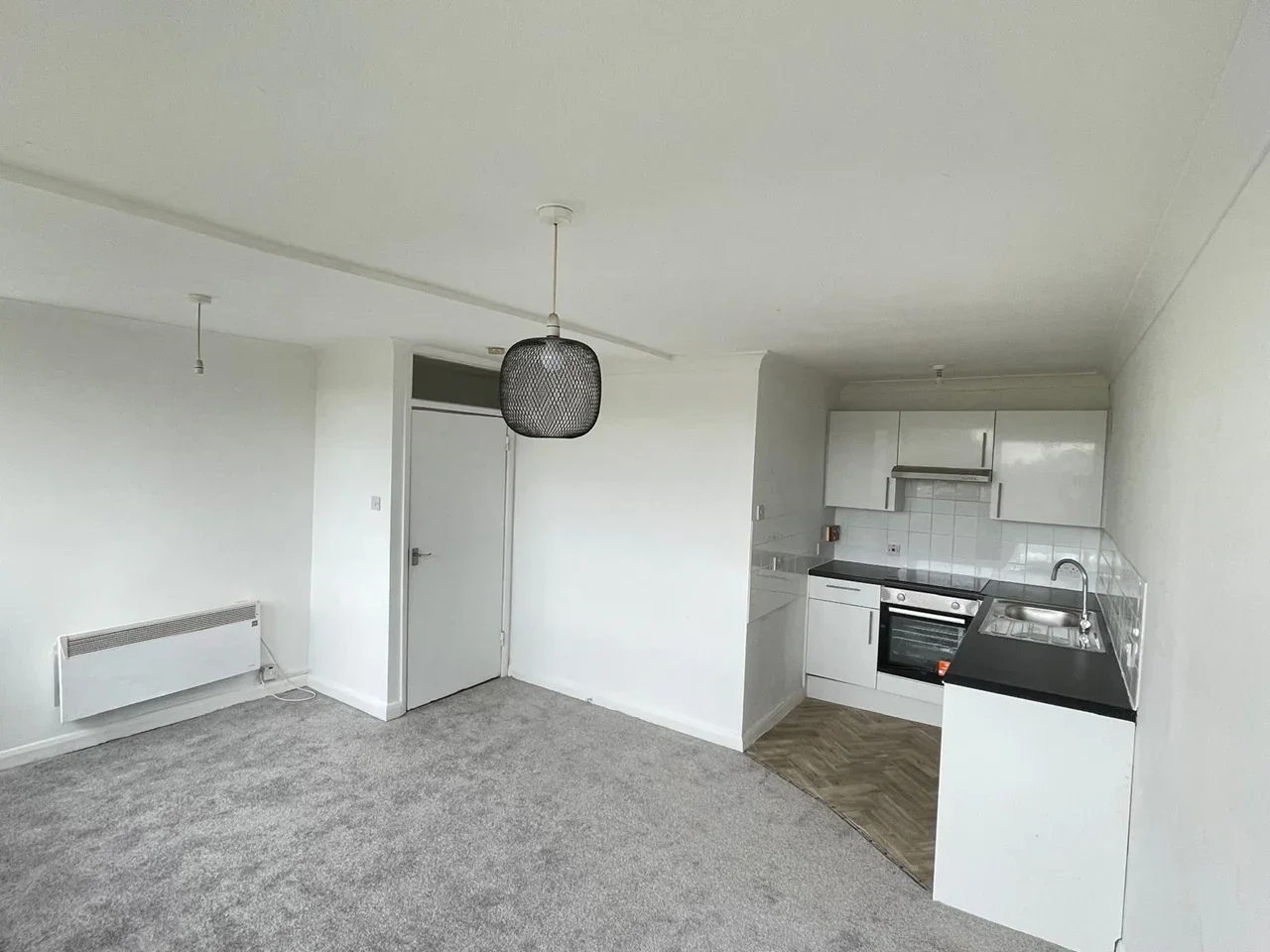 Flat Eastdown Park in Greater London