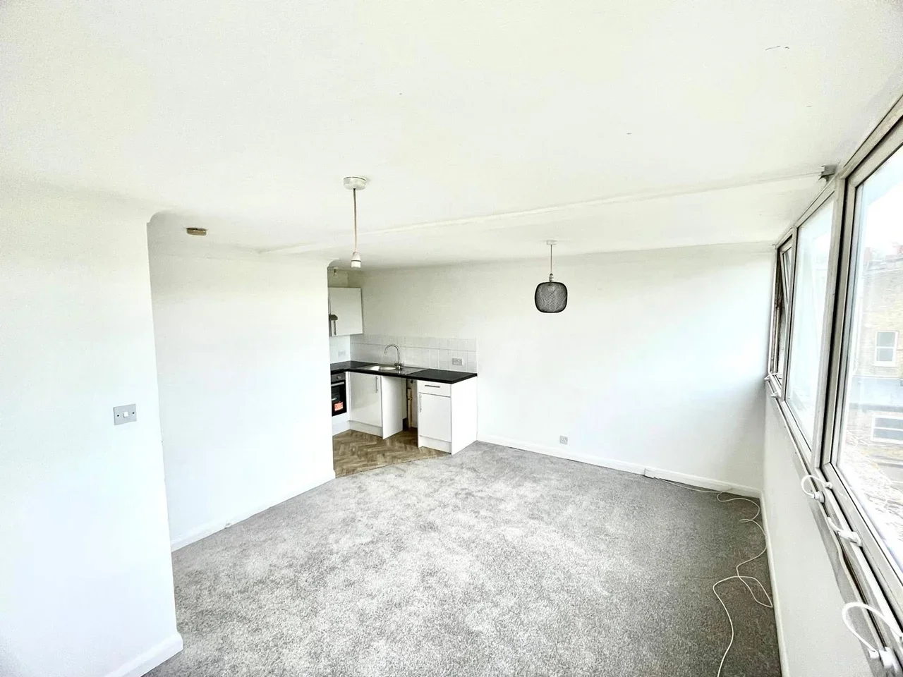 Flat Eastdown Park in Greater London