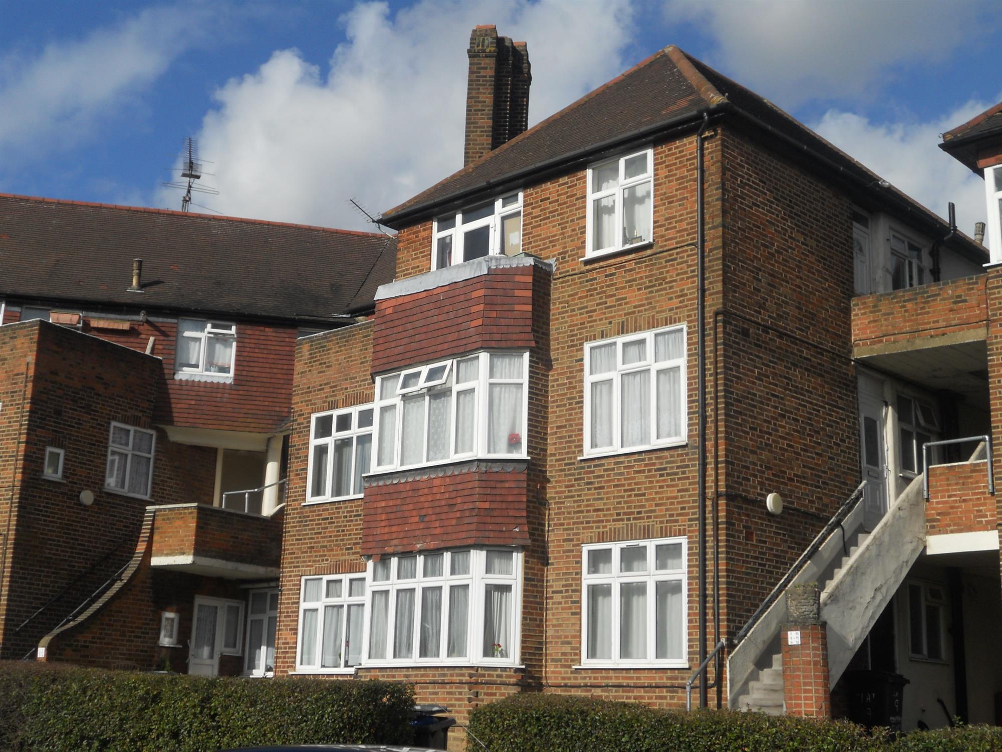 Flat Limes Court in Wolverhampton