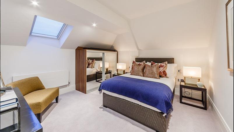 Flat Rainville Road in Greater London