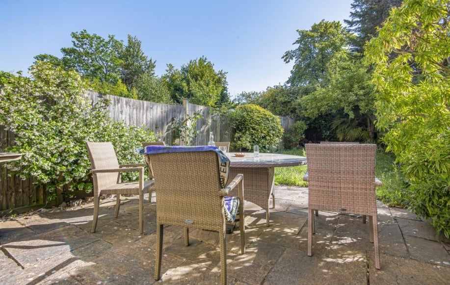 Flat Marlborough Road in Greater London