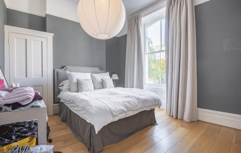 Flat Marlborough Road in Greater London