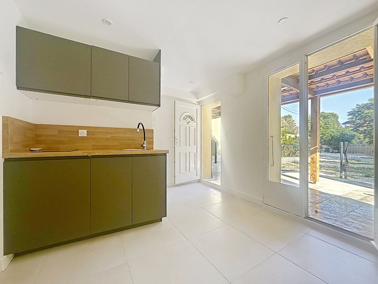 Flat Route de Berre in Aix-en-Provence