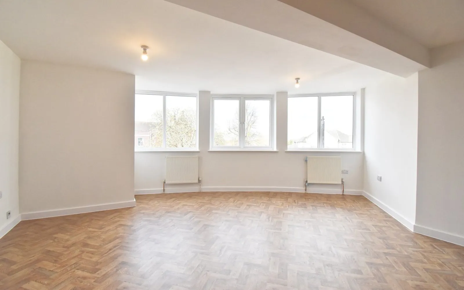 Flat Araby Corner in Borough of Spelthorne