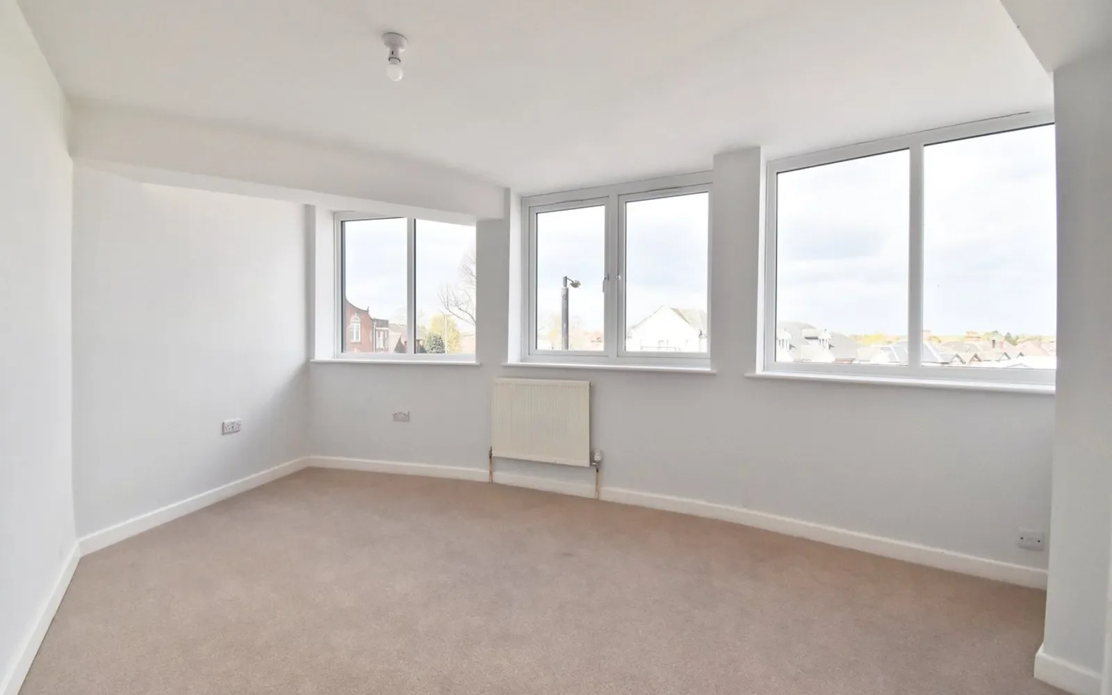 Flat Araby Corner in Borough of Spelthorne