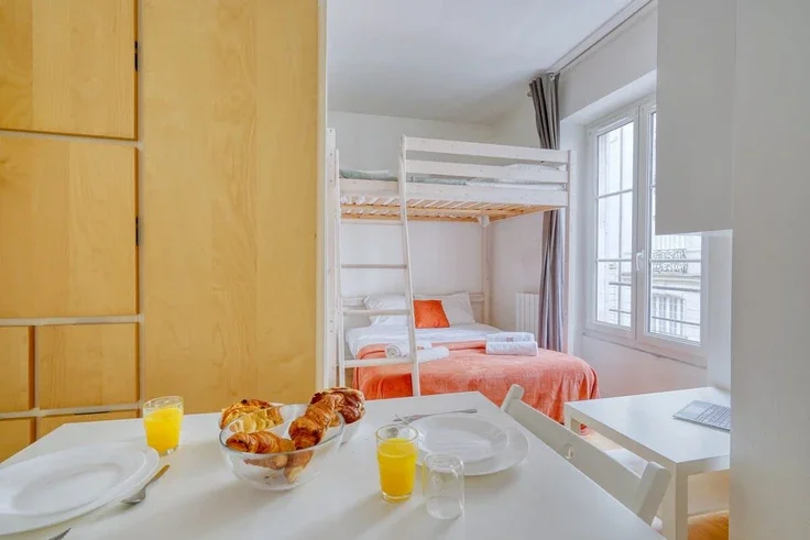 Appartement Rue des Moines à Paris