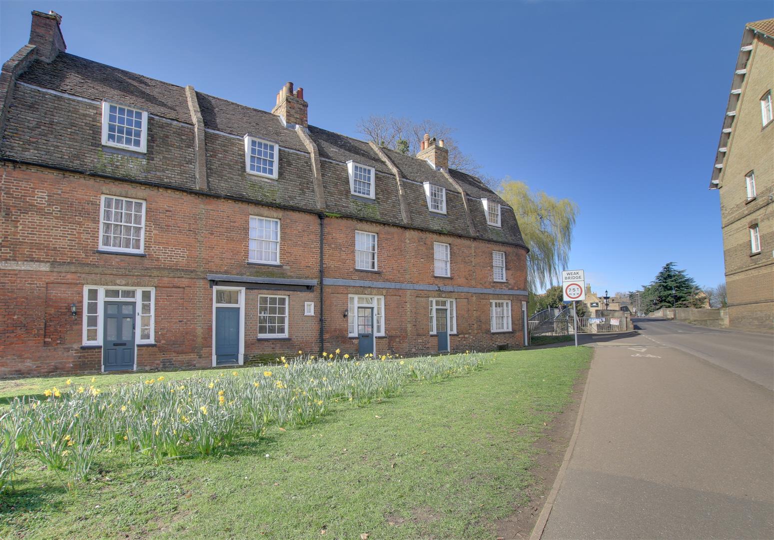Flat The Avenue in Huntingdonshire