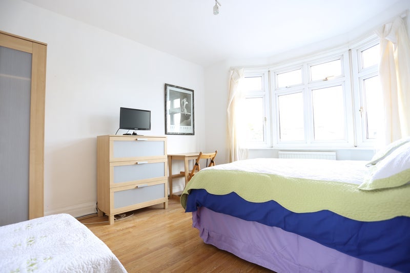 Room Durnsford Road in Greater London