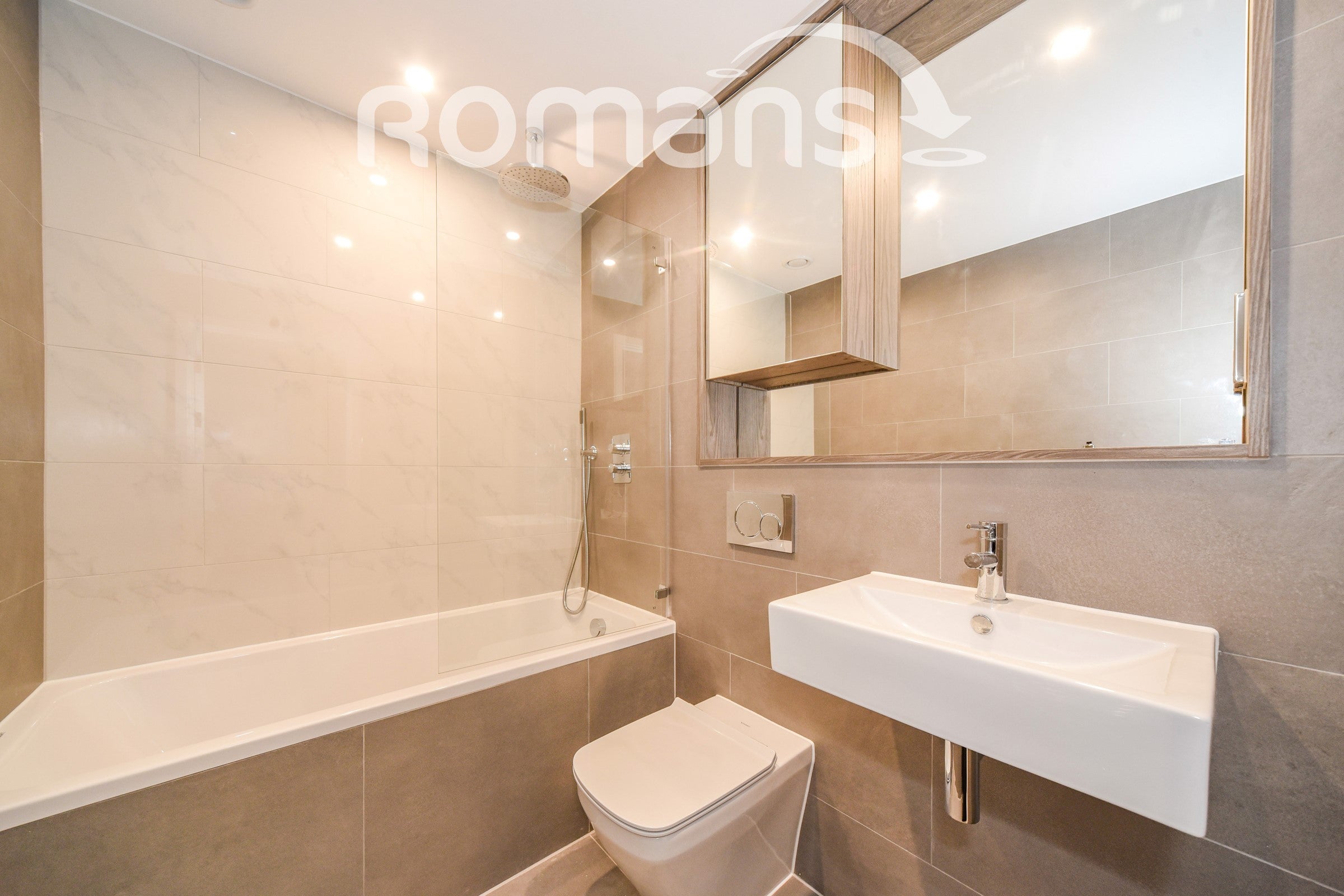 Flat Wokingham Road in Bracknell