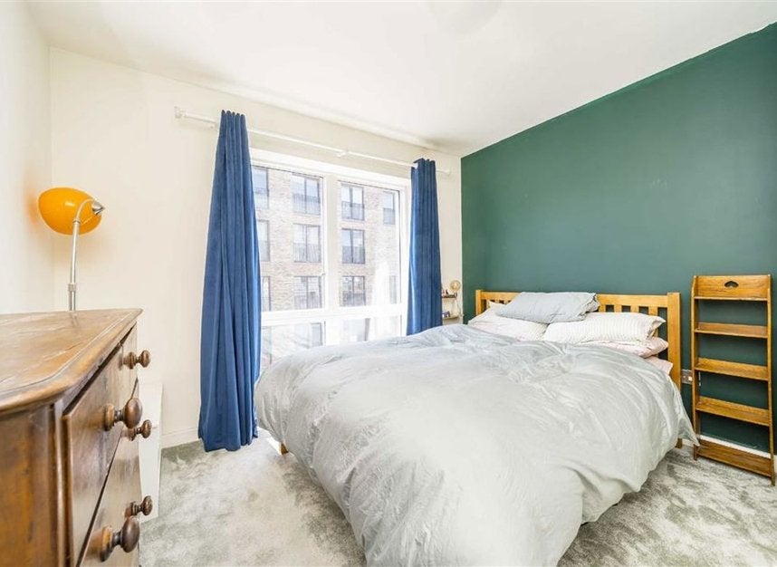 Flat Branch Place in Greater London