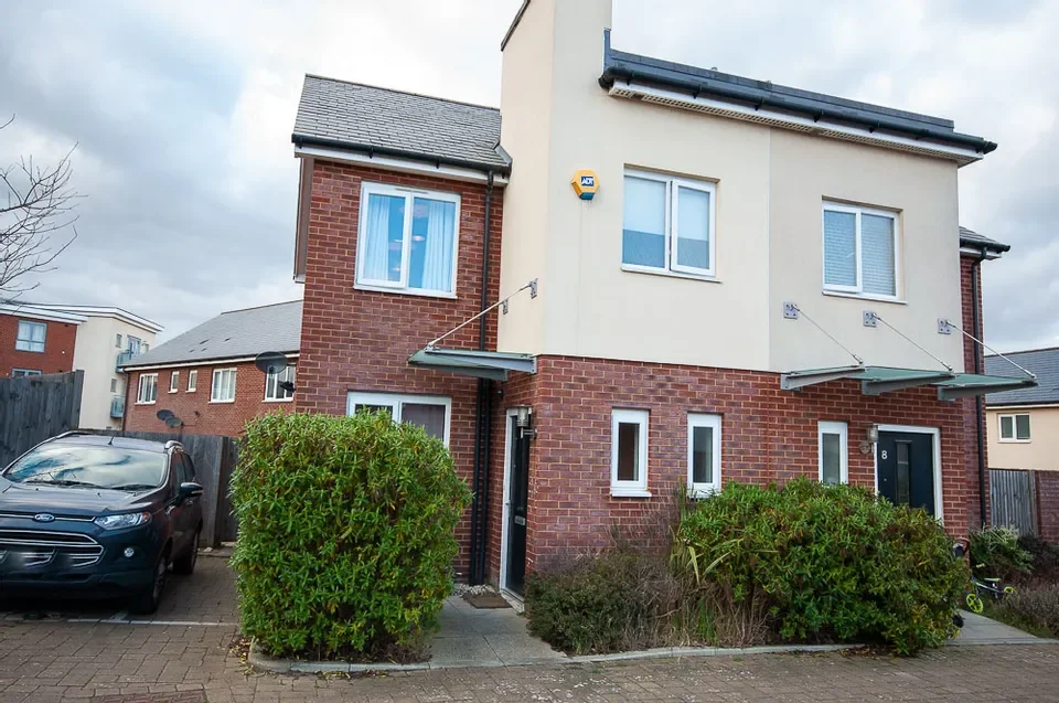 House Tourtel Yard in Gravesham