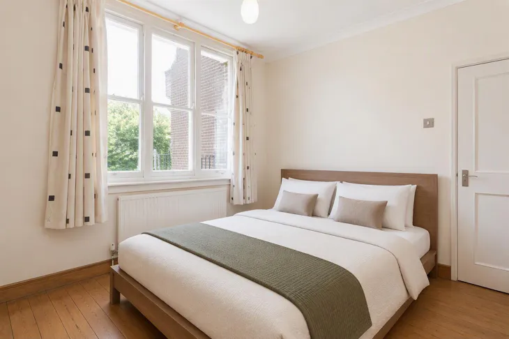 Flat Fitzjohn's Avenue in Greater London