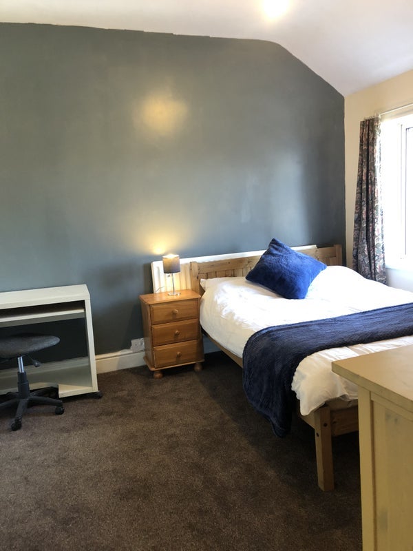 Room King George Street in Stoke-on-Trent