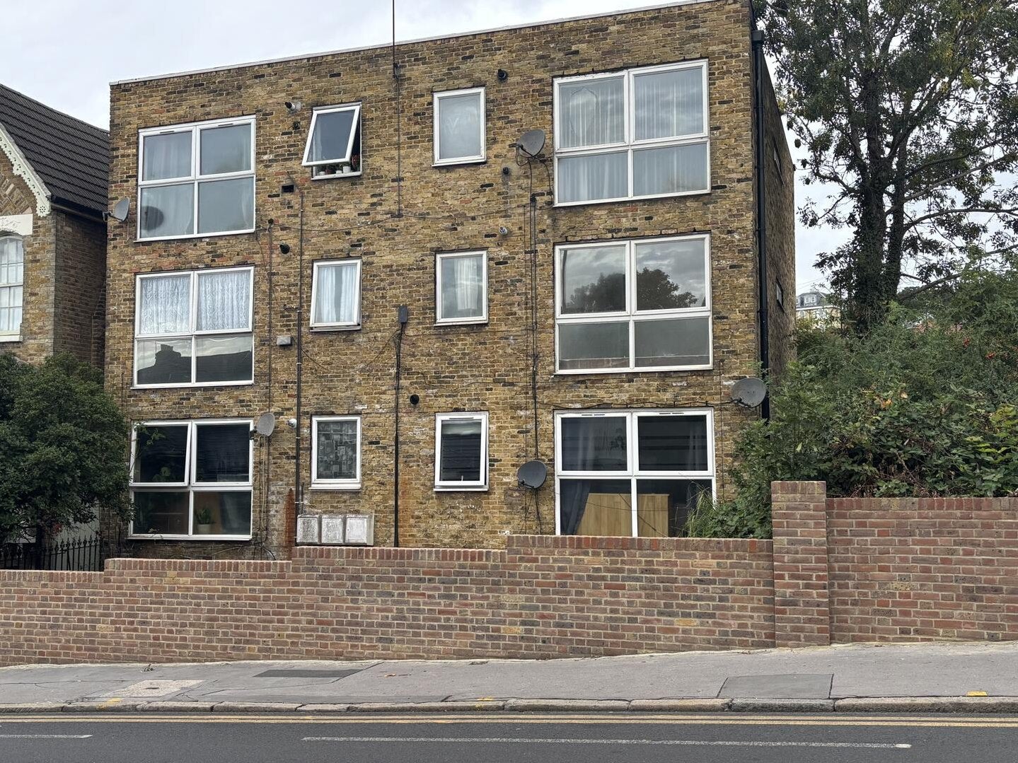 House Canham Road in Greater London