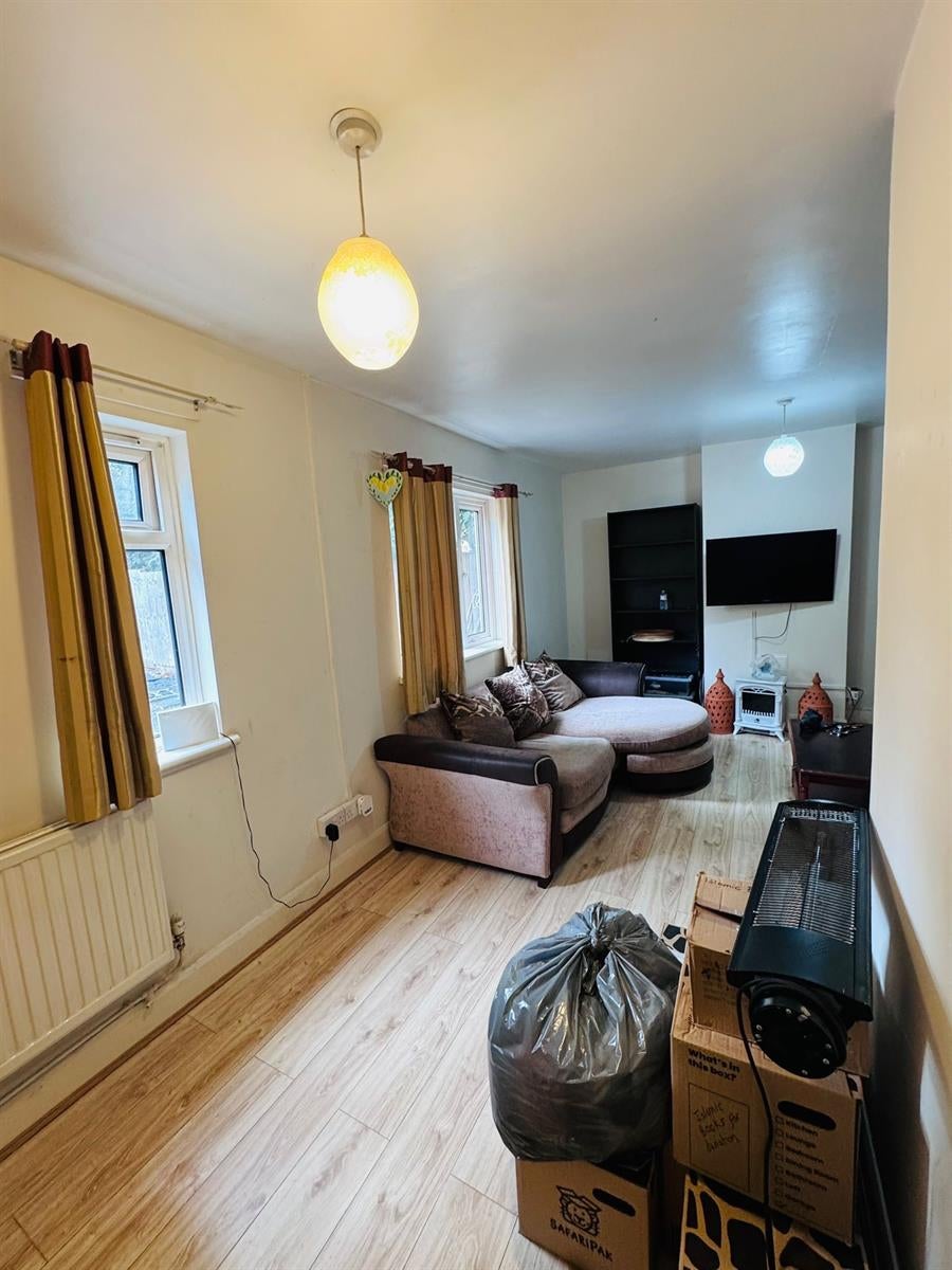 House Prince Regent Lane in Greater London