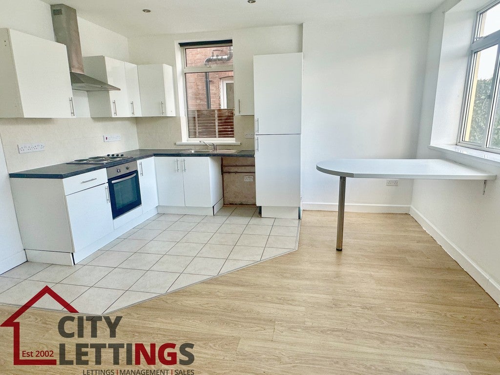 Flat Radcliffe Mount in Rushcliffe