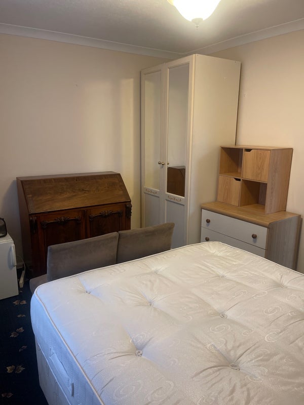 Room Harrisons in Uttlesford