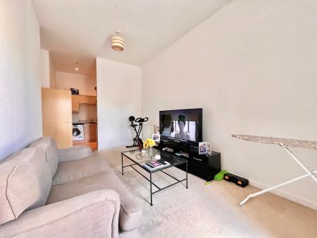 Flat Little Foxburrows in Colchester