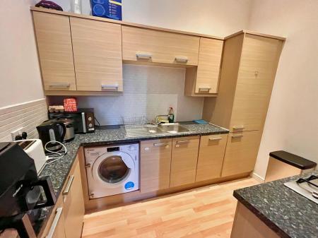 Flat Little Foxburrows in Colchester