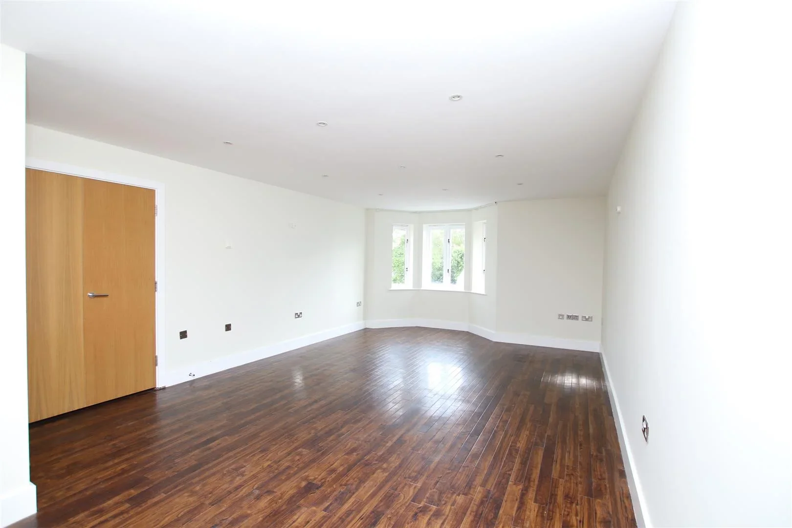 Flat Park Lane in Horsham