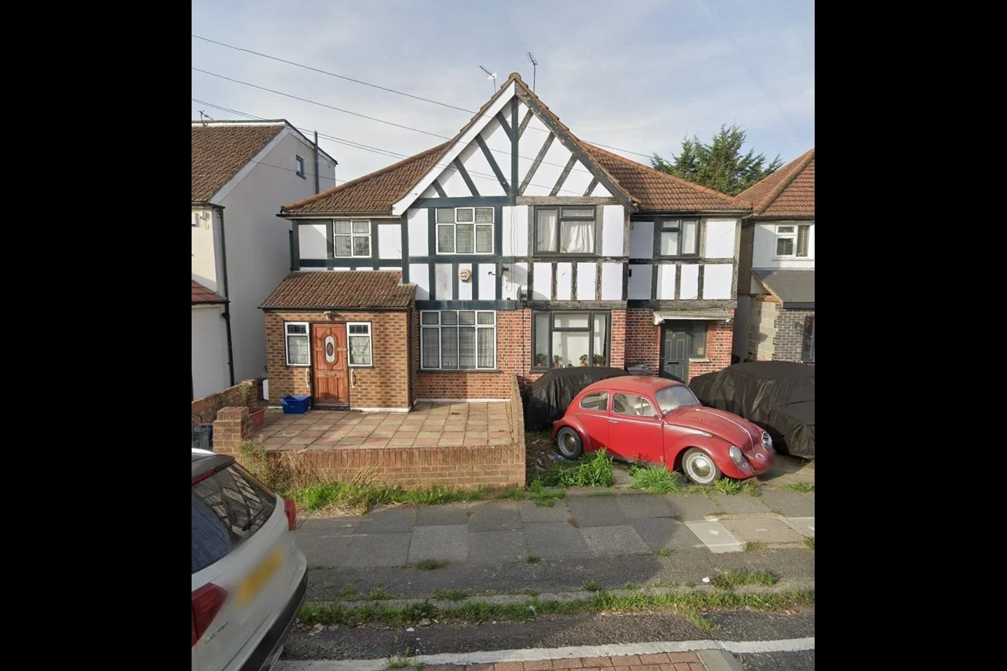 House Westbrook Road in Greater London